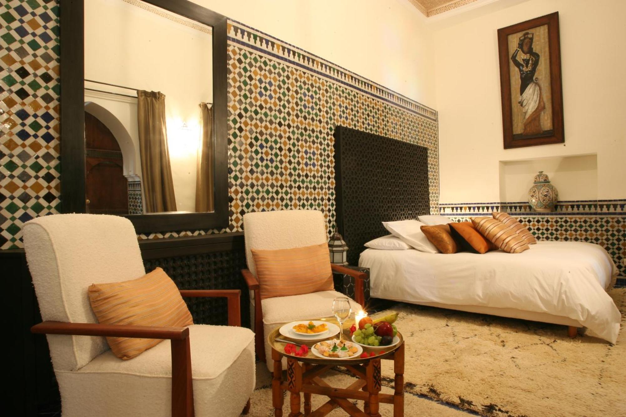 Deluxe Double Room,943348357:JPEG